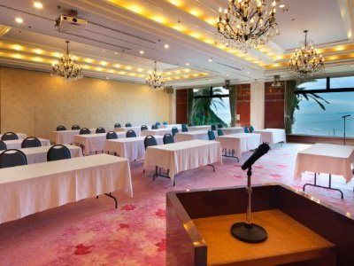 Kamogawa Hills Resort Hotel Экстерьер фото